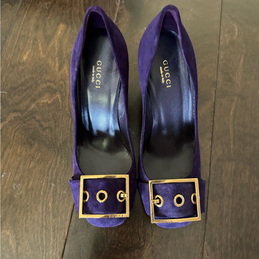 Gucci heels